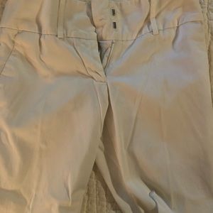 White Widebelt Pants. Mossimo. Size 2.